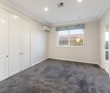 18 Eskdale Road, Caulfield North VIC 3161 - House For Rent | Domain - Photo 1