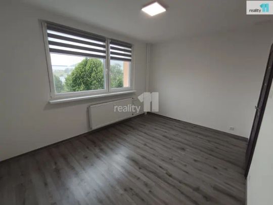 Pronájem bytu po celkové rekonstrukci - Photo 1