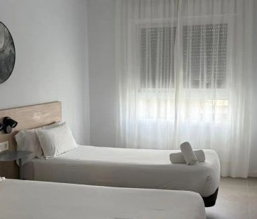 Piso de alquiler en Avenida Severo Ochoa, 63, Los Jardines de Marbe... - Photo 6