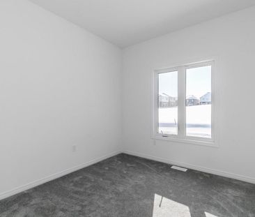 For Lease - 98 Isabella Drive, Orillia, Ontario - Photo 3