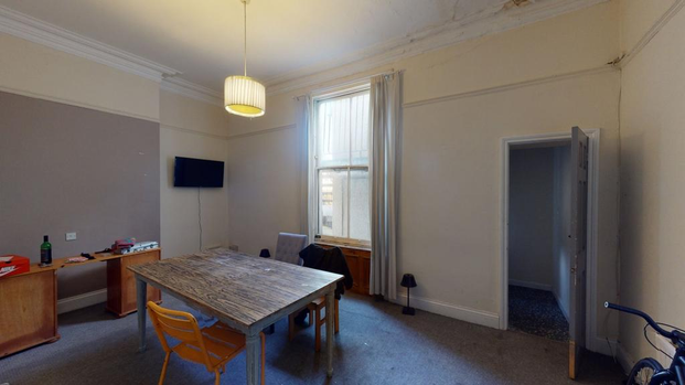 10 bedroom townhouse to rent - Photo 1