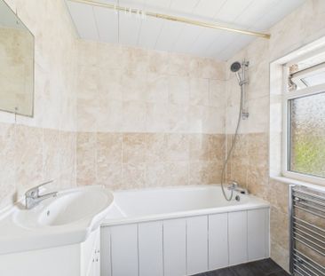 Percival Road, Feltham,TW13 - Photo 3