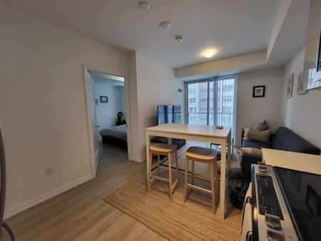 For Lease - 50 Dunfield Avenue Unit# 513, Toronto, Ontario - Photo 2