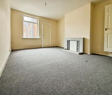 4 bedroom terraced house to rent - Photo 6