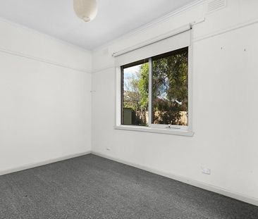 39 Setani Crescent, Heidelberg West VIC 3081 - Photo 6