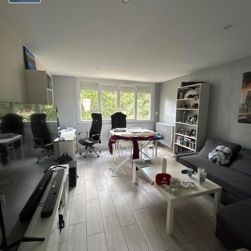 Location Appartement 3 pièces 54m² MERIGNAC 33700 - Photo 1