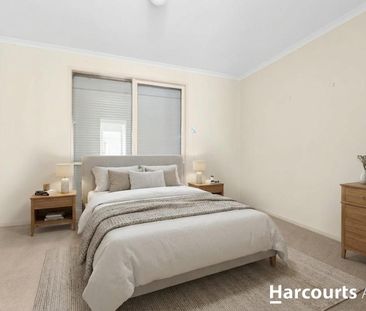 Charming Dingley Village Family Home - Photo 5