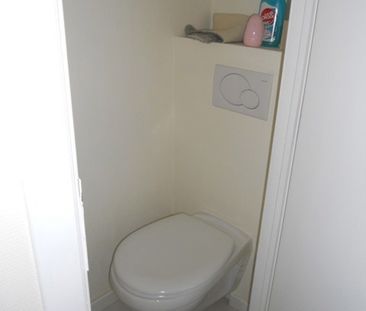 Eénslaapkamerappartement beschikbaar vanaf 1/09/13 - Photo 6