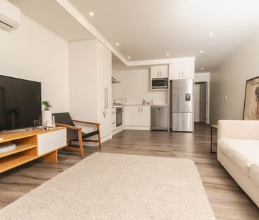 Semi Furnished Three Bedroom Townhouse Mount Roskill - Photo 1