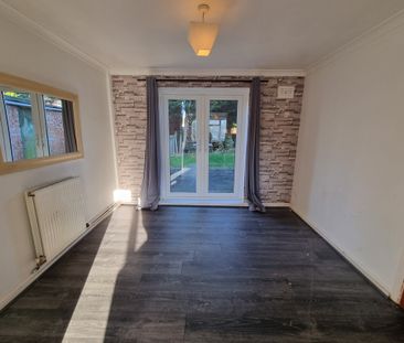 4 Bed Student Accommodation - Photo 3