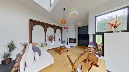 Location Maison 8 pièces 263m² - Photo 3