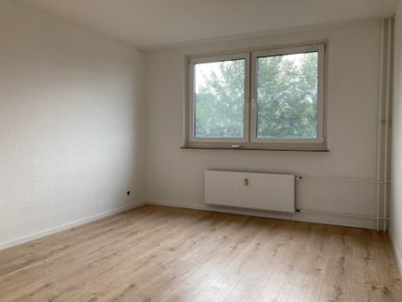 modernisierte 3 Zimmerwohnung mit exklusivem Weitblick über Tornesch! - Photo 3