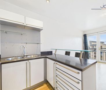 2 bedroom apartment to rent - Photo 4