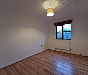 4 bedroom detached house to rent - Photo 5