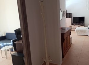 Διαμέρισμα για ενοικίαση - Χαριλάου, - Φωτογραφία 2