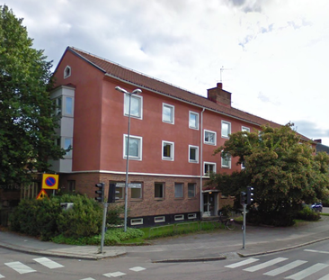 Fjärdhundragatan, Enköping - Foto 1