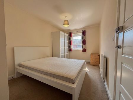 3 bed semi-detached house to rent in Lapwing Place, Coventry, CV4 - Photo 2