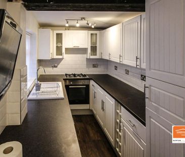 2 bedroom terraced house to rent - Photo 2