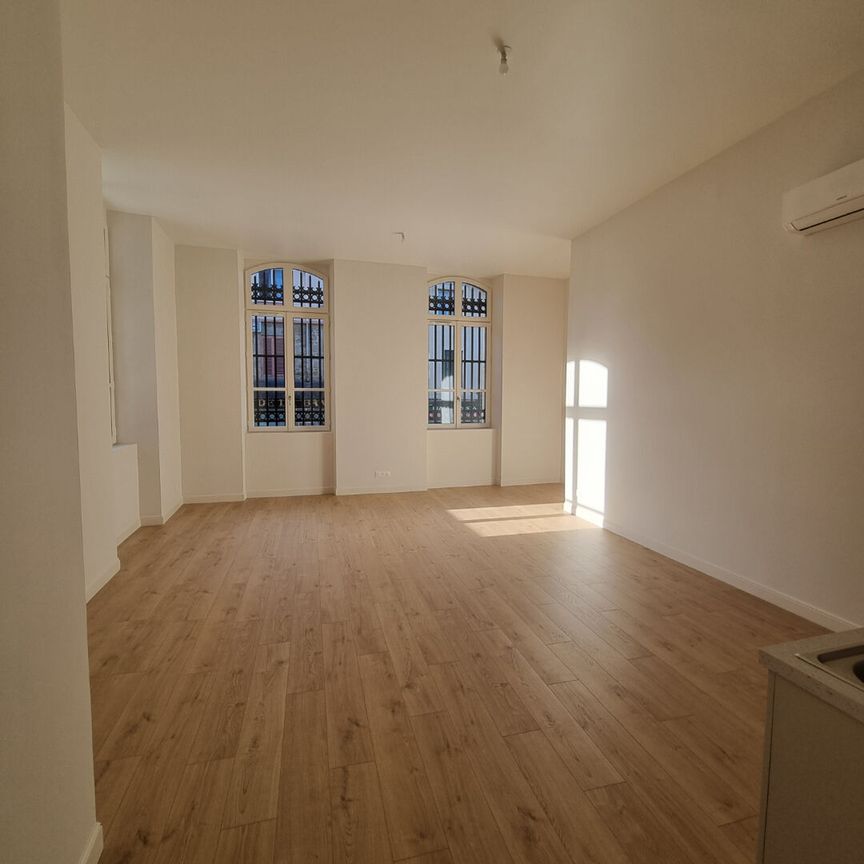 Location Appartement 4 pièces 110m² - Photo 1