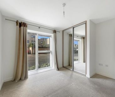 2 bedroom ground floor flat to rent - Photo 5