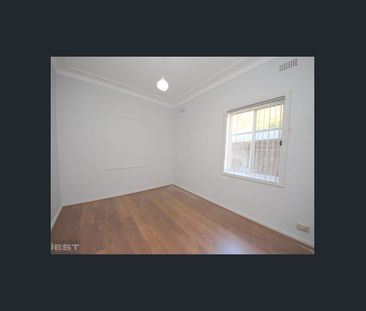 Beautiful Residence, Close to All - Photo 6