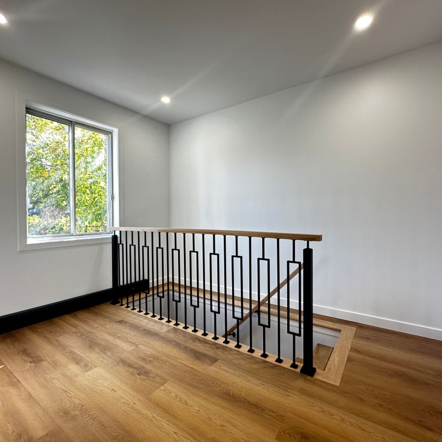 390 9e Avenue, #1 - Photo 1