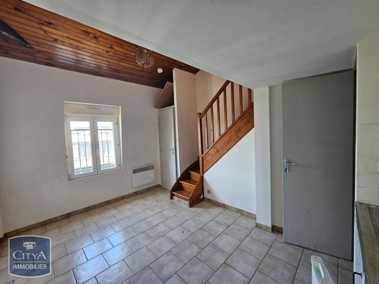 Location Appartement 1 pièce 24m² POITIERS 86000 - Photo 1
