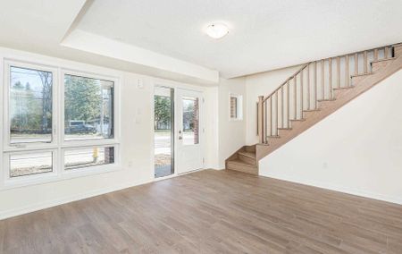 For Lease - 258 Townline Road, Oshawa, Ontario - Photo 4