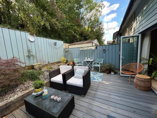 3 bedroom terraced house to rent - Photo 1