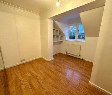 4 bedroom terraced house to rent - Photo 4