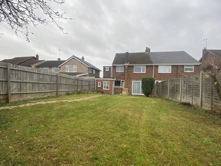 4 bedroom terraced house to rent - Photo 2