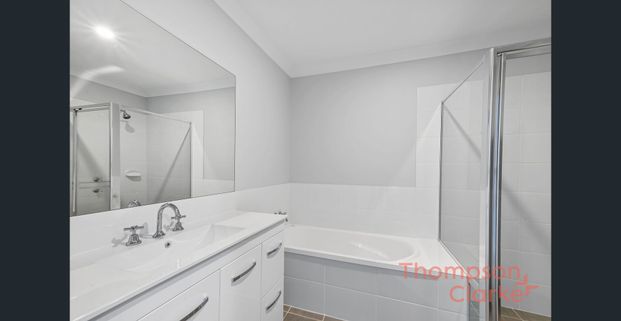 Three Bedroom Duplex - Photo 1