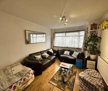 Leamington Crescent, Harrow, HA2 - Photo 2