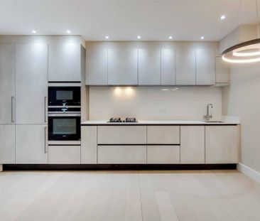 Fitzjohns Avenue, London NW3 - Photo 3