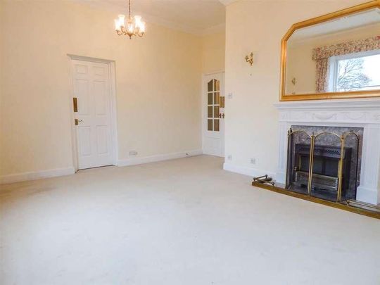 Rayleigh Road, Brentwood, Hutton, CM13 - Photo 1