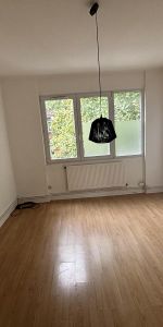 Location Appartement 3 pièces 63m² LILLE 59000 - Photo 3