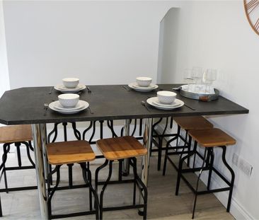 Room 7, 35 Mill Road, Cambridge - Photo 2