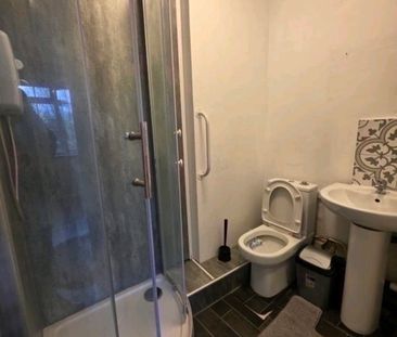 Studio Flat, Hendon Lane, N3 - Photo 3