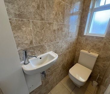 SherwoodRoad, BIRMINGHAM - Photo 6