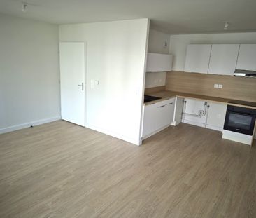 Location Appartement 2 pièces 45m² CROIX 59170 - Photo 1