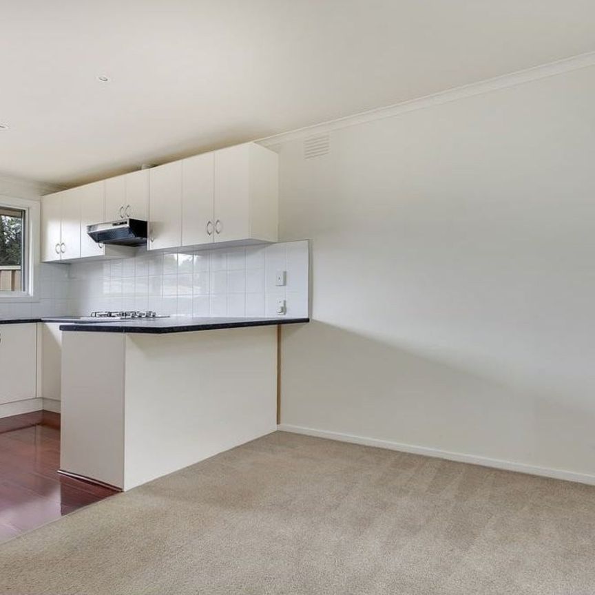 21 Vinter Avenue, Croydon - Photo 1