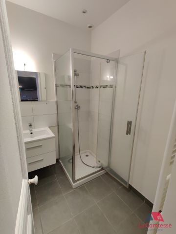 Location Appartement 2 pièces 36m² MARSEILLE 4ème - Photo 3