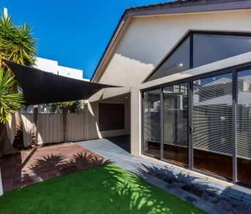 6 Pisconeri Street, Perth WA 6000 - Photo 5