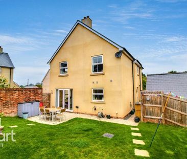 4 bedroom detached house to rent - Photo 6