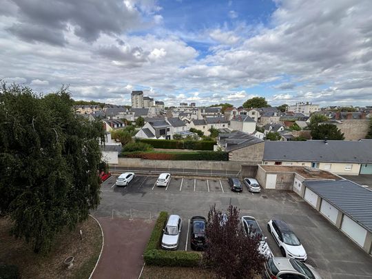 Location appartement 1 pièce 28 m2 à La Riche - Photo 1