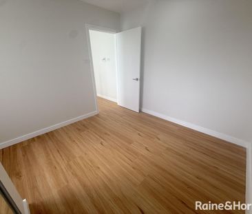 Stylish & Private 2-Bedroom Granny Flat - Photo 2