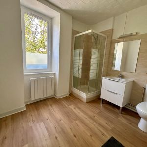 Location Appartement 2 pièces 40m² CLERMONT FERRAND 63000 - Photo 2