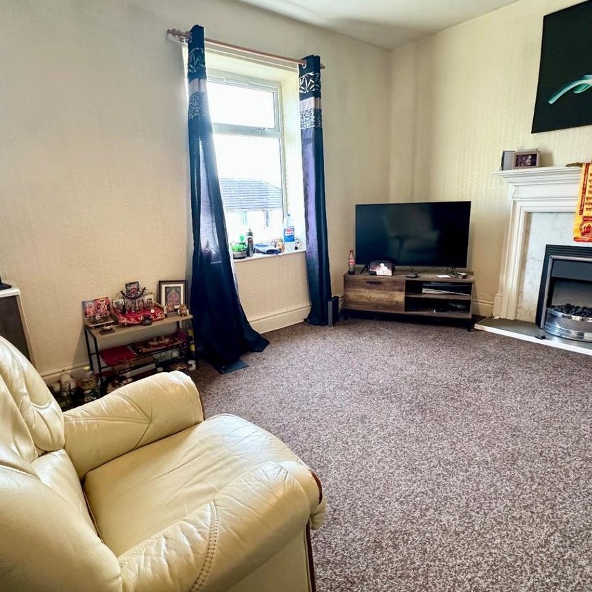 1 bedroom Flat To Let - Photo 1
