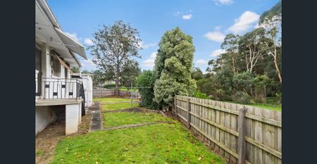 Charming 3‑Bedroom Home in Peaceful Mont Albert North - Photo 5