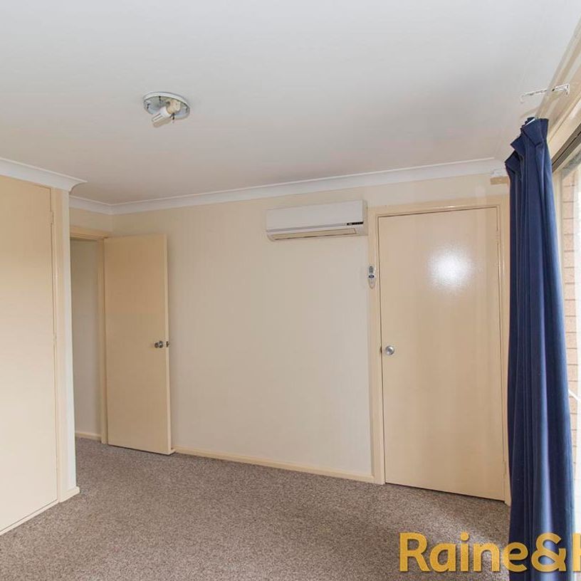 Convenient Central Location - Photo 1